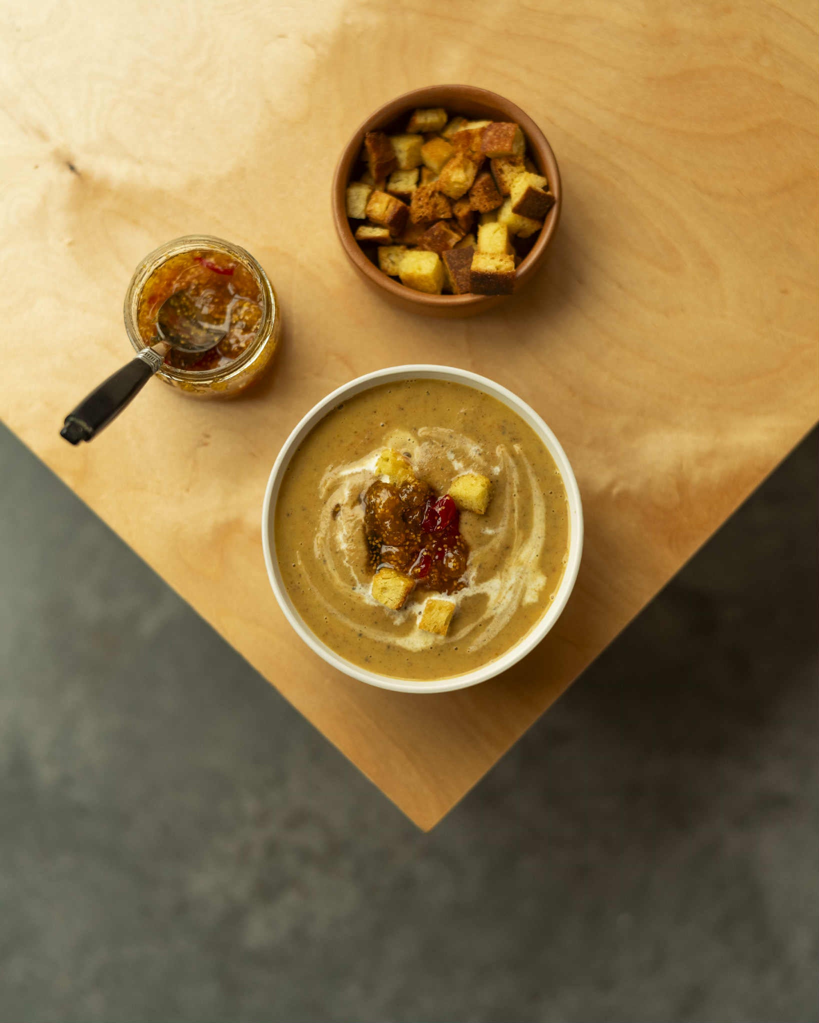 FRUITS - Célébrer ce qui pousse ici